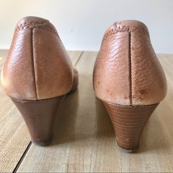 TORY BURCH Peep Toe Wedge Pump Sally 2 Leather Heels Tan Gold Shoes - Picture 12 of 14